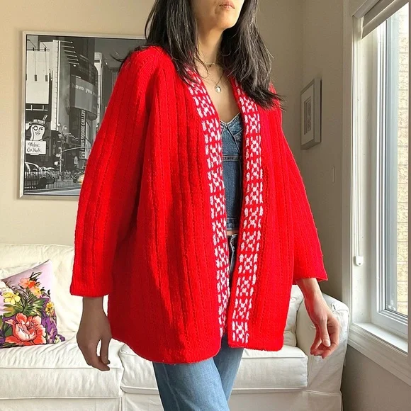Bright red knit open front cardigan with white knit pattern - Picture 3 of 12